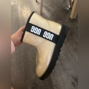 Authentic Ugg Classic Clear Boot Waterproof Women’s.